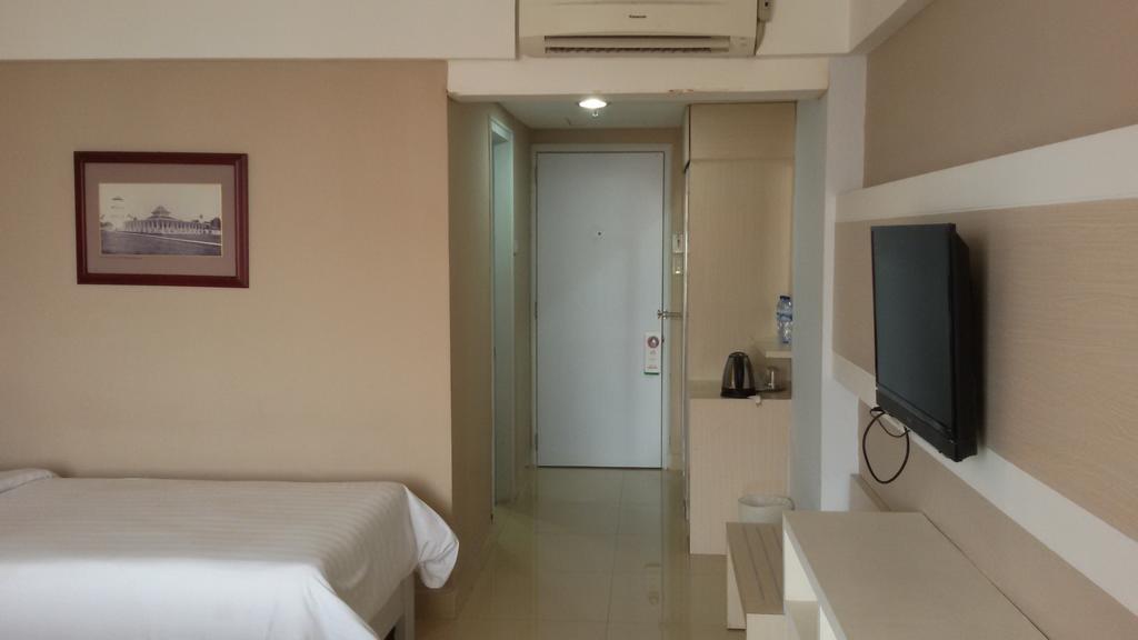 Hotel Sandjaja Palembang Buitenkant foto